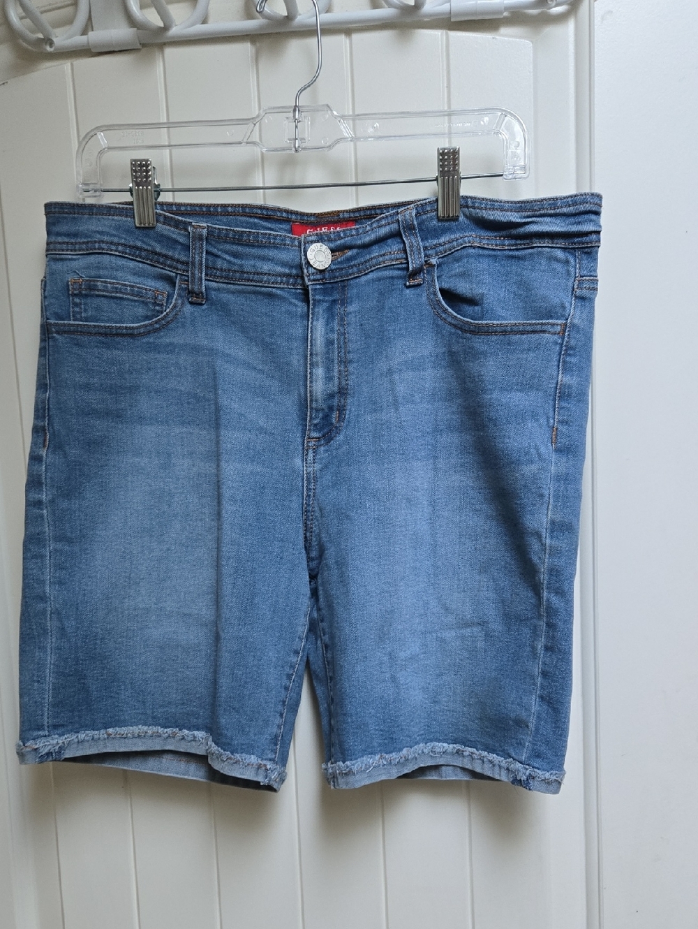 Guess Red-Label Light Blue Denim Shorts US 32 Stretchy